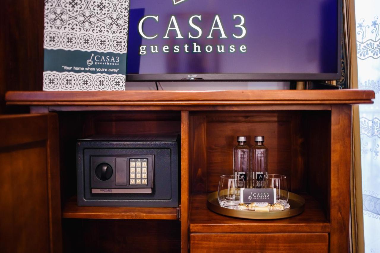 Casa 3 Guesthouse Орадеа Екстериор снимка