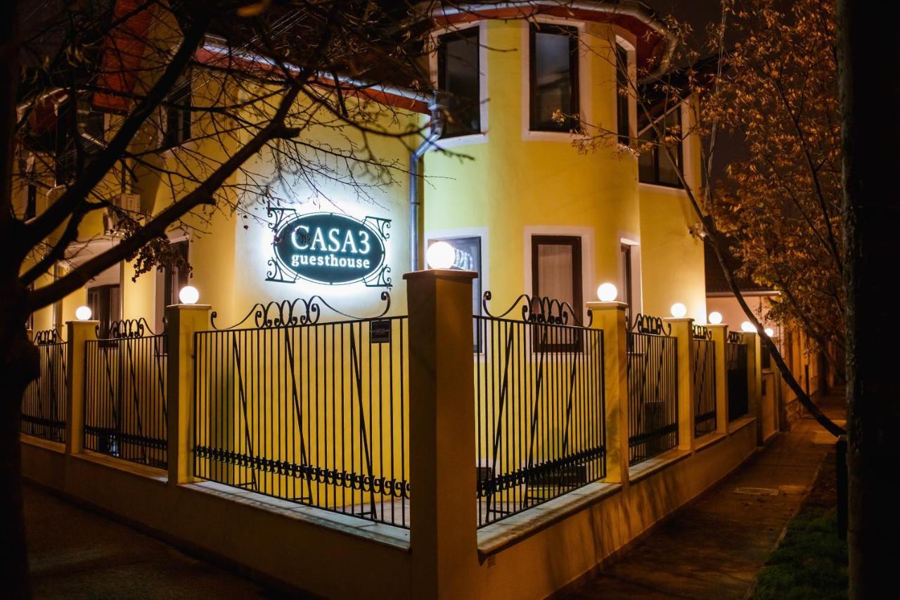 Casa 3 Guesthouse Орадеа Екстериор снимка
